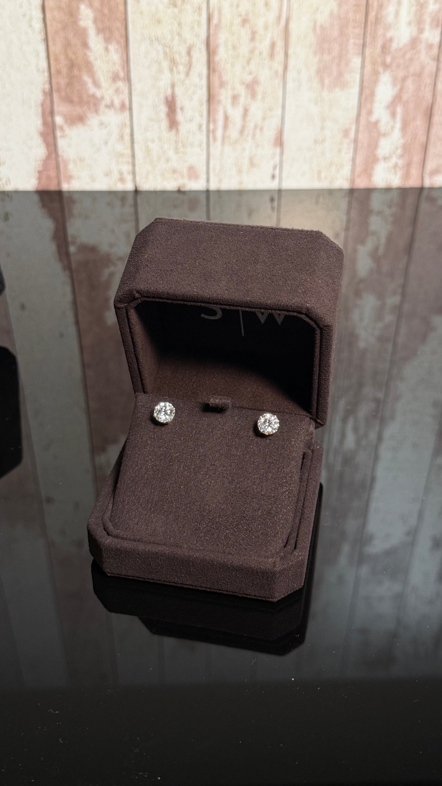 4 CTW WG Diamond Stud 4 Prongs
