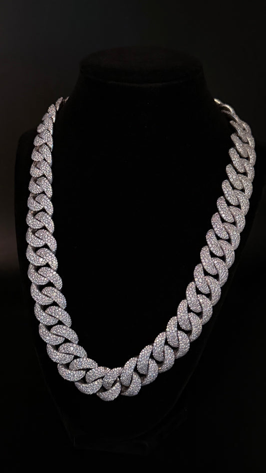 Cuban Link Pave Diamond chain