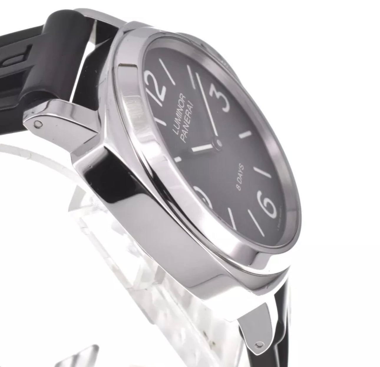 Panerai Luminor Base 8 Days image 1