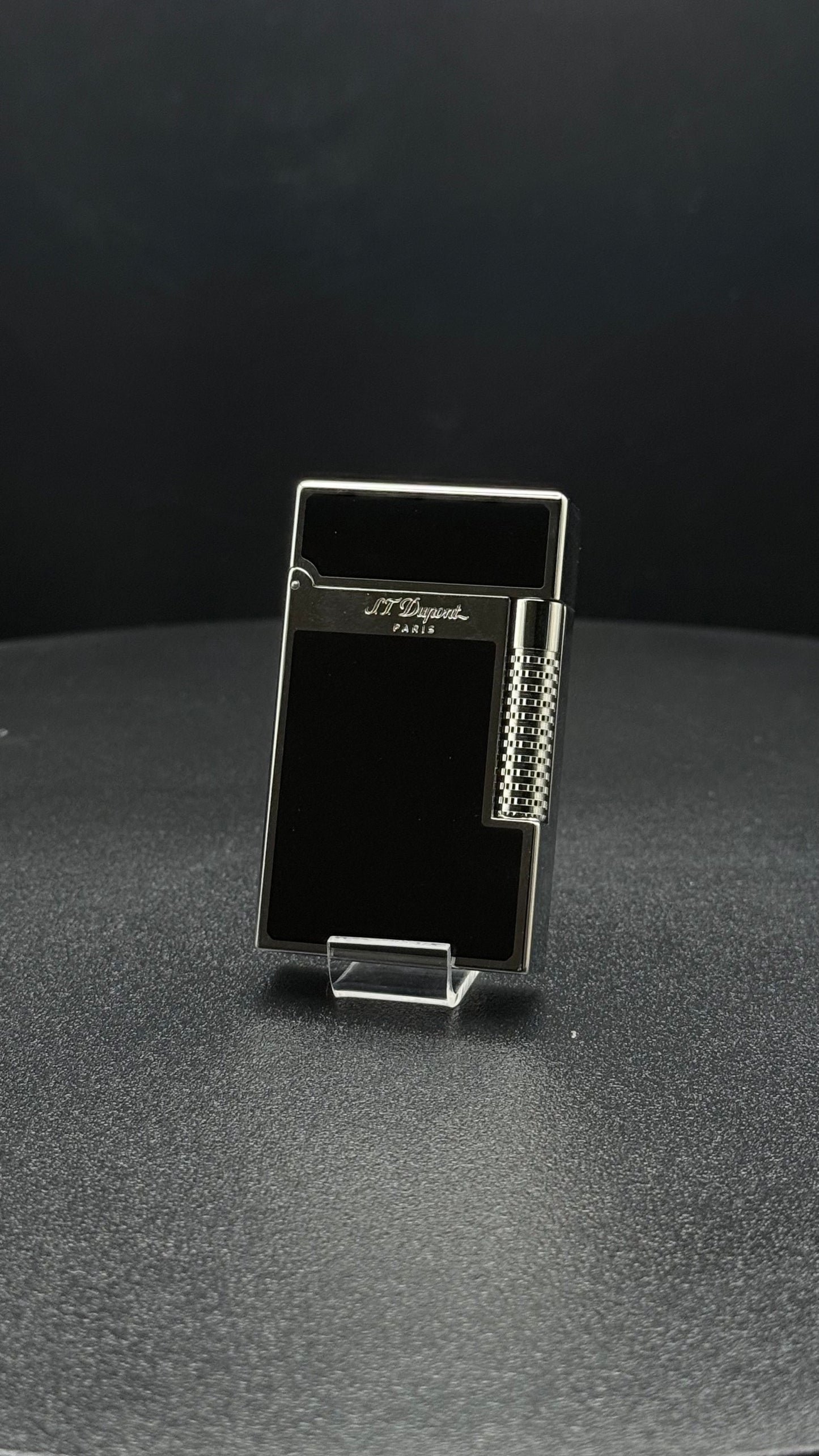 S.T Dupont Le Grand cling black lacquer & palladium- C23010