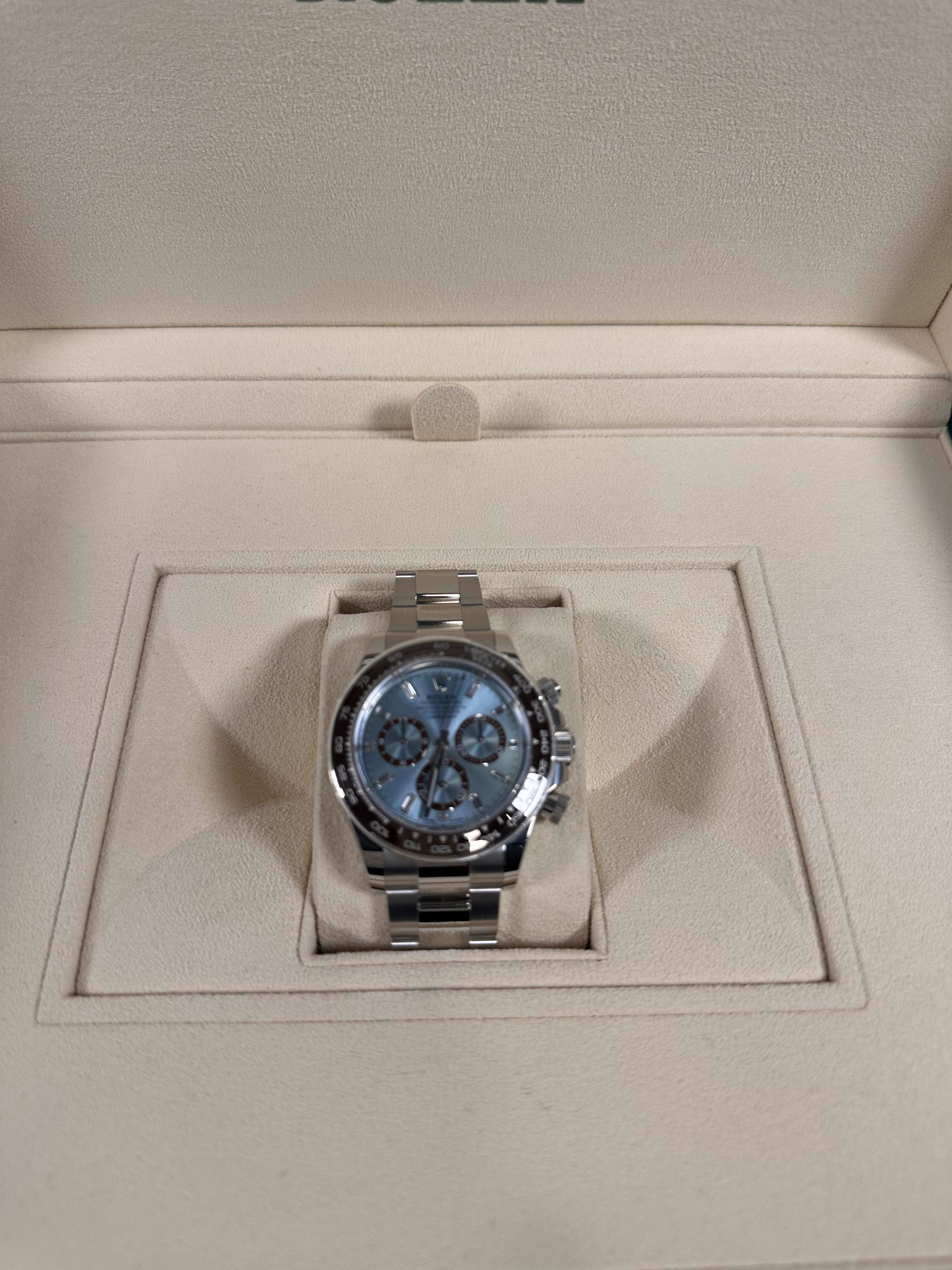 Rolex Daytona Platinum image 0