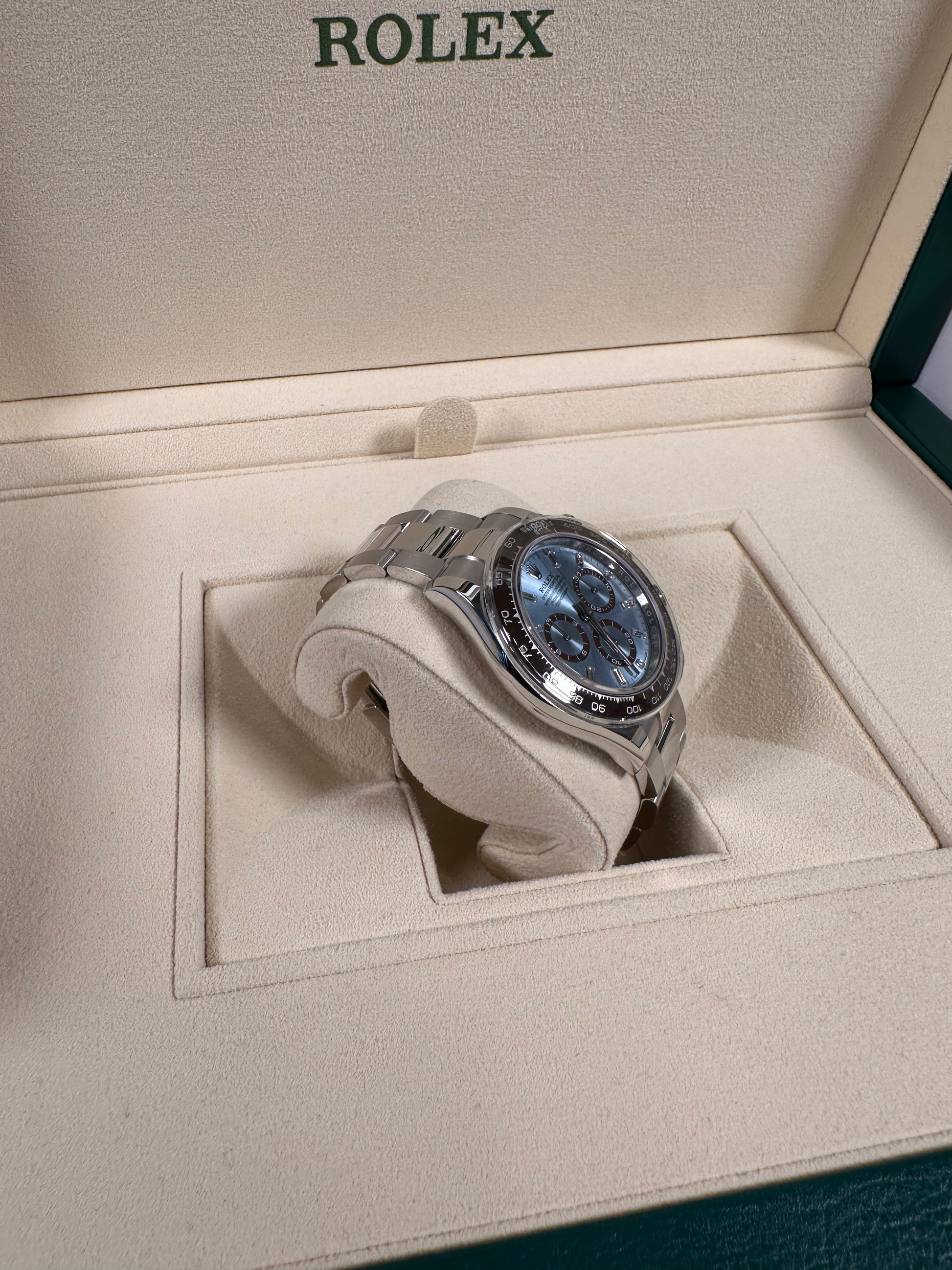 Rolex Daytona Platinum image 1