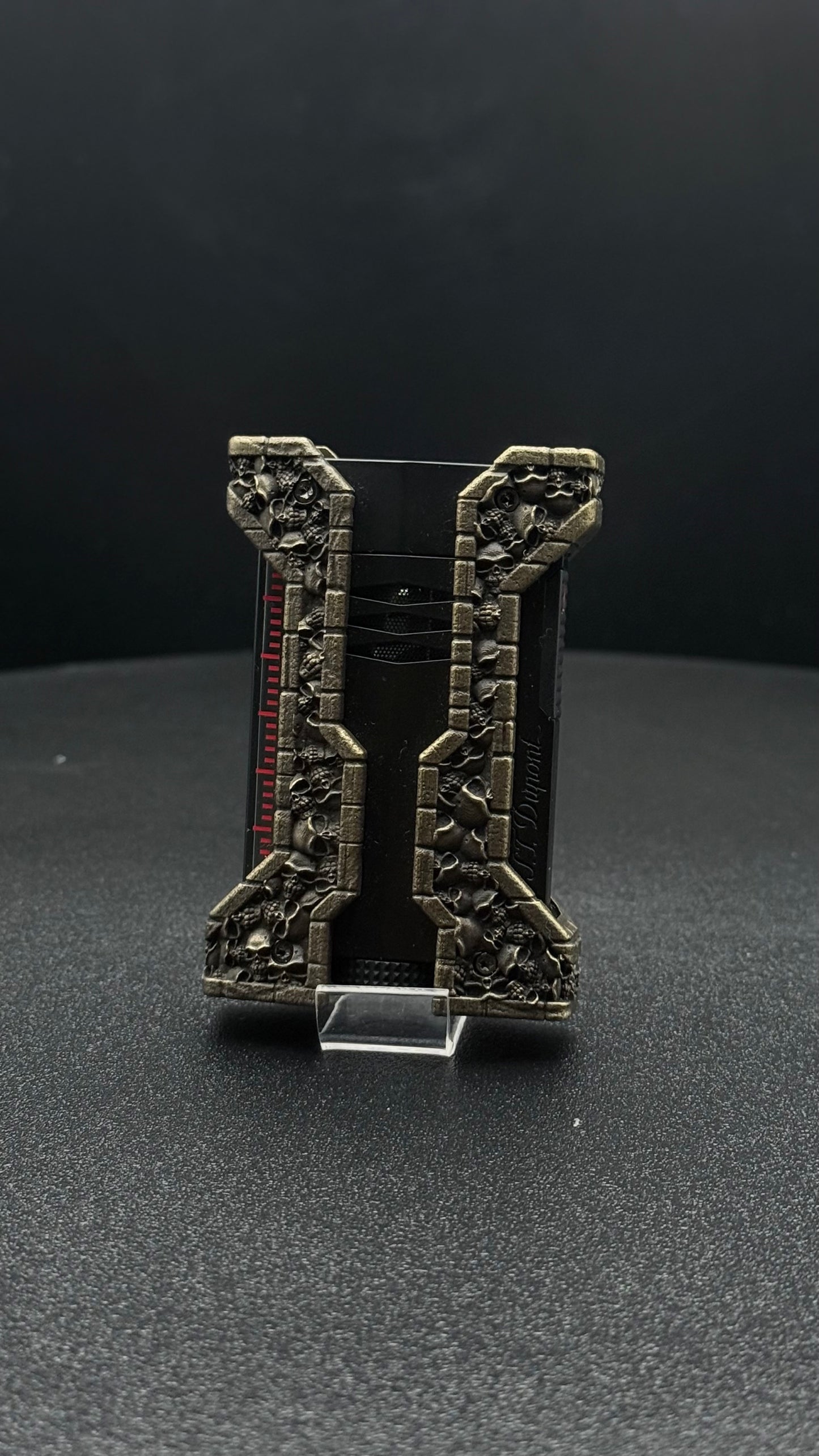 S.T. Dupont HC Defi XXtream Lighter skulls 021606