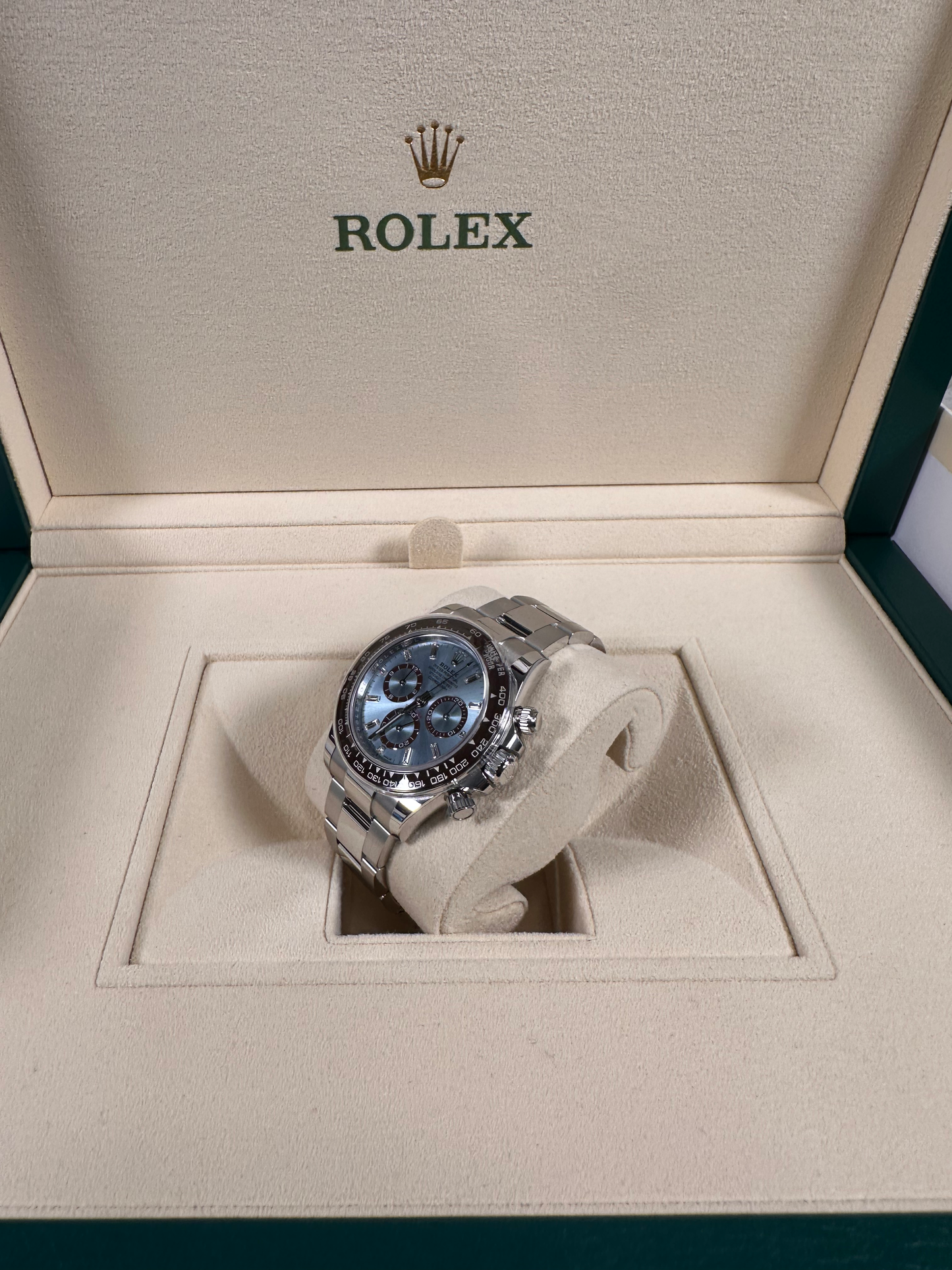 Rolex Daytona Platinum image 2